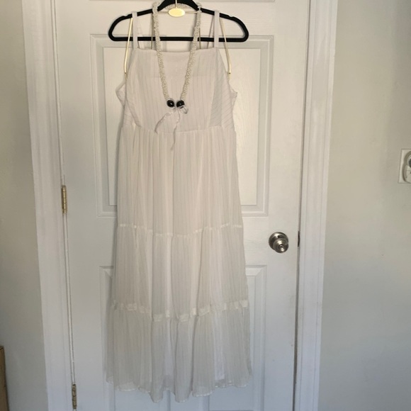 NWT Torrid White with Gold Pin stripes Sun Dress Size 1 - Picture 1 of 12